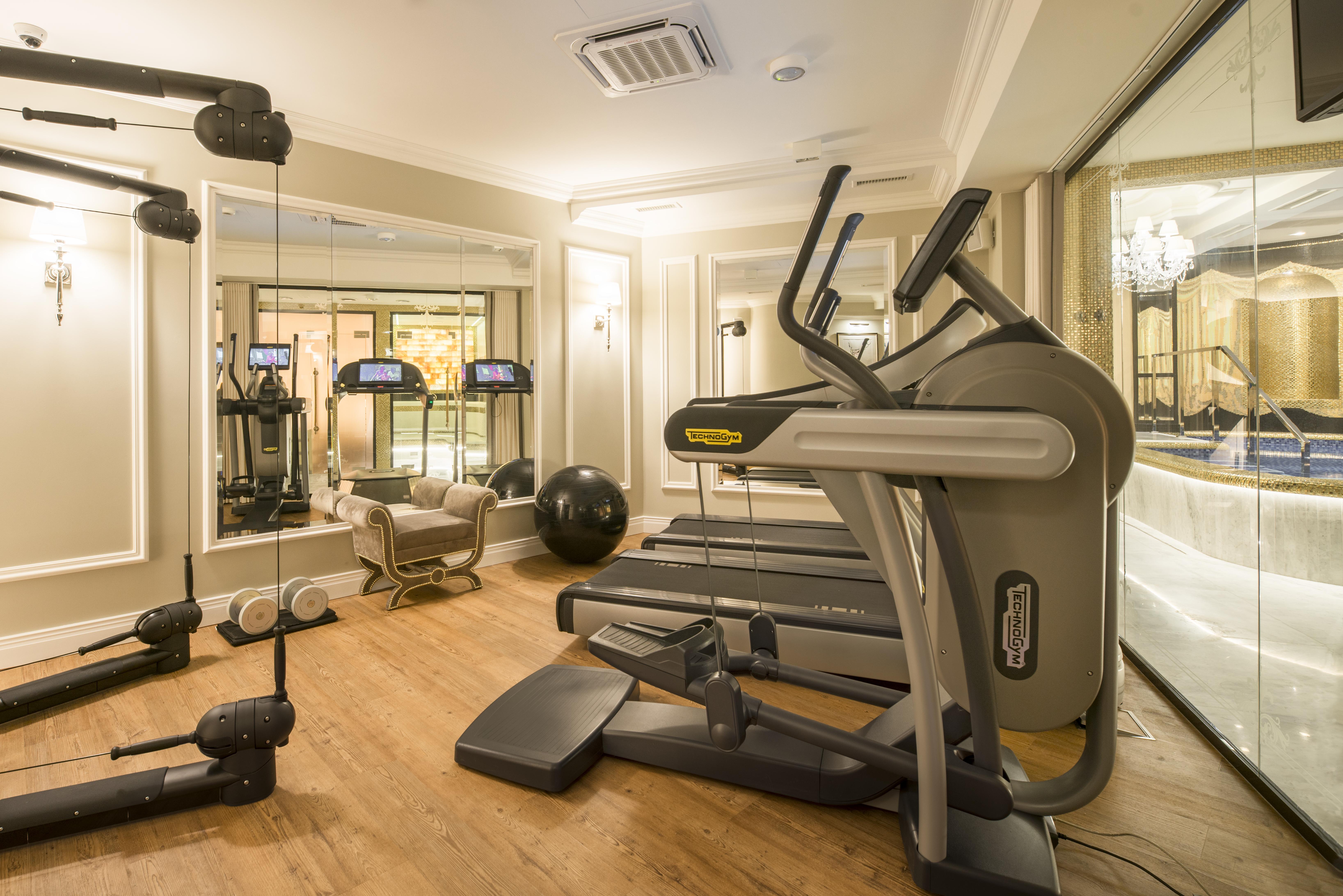 Bachleda Luxury Hotel Krakow - Mgallery Collection Εξωτερικό φωτογραφία A gym at the Mandarin Oriental, Munich
